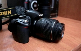 Nikon D3100 Double VR Zoom Kit