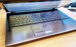 Ноутбук Asus K53S Мощный Intel i5, GeForce 2Gb