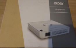 Портативный ультрафокусный проектор Acer C101i