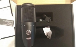 Студийный микрофон AKG120