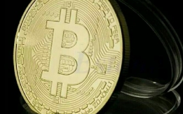 Сувенирная монета bitcoin
