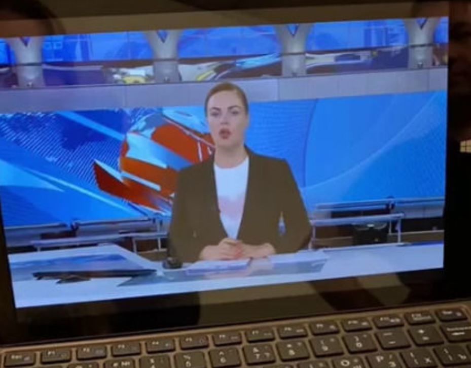 Кемеровский эфир первого канала. Ведущие новостей 1 канала женщины.